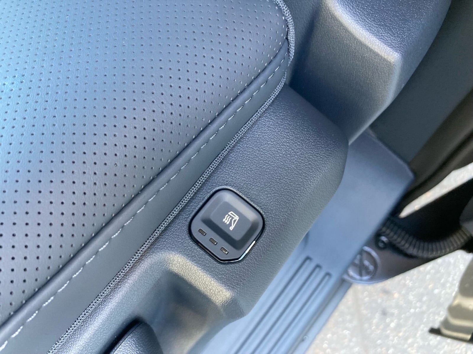 Kia PV5 Long Range Access