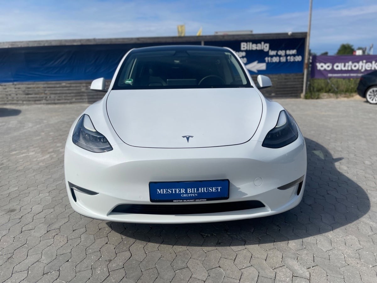 Tesla Model Y 2022