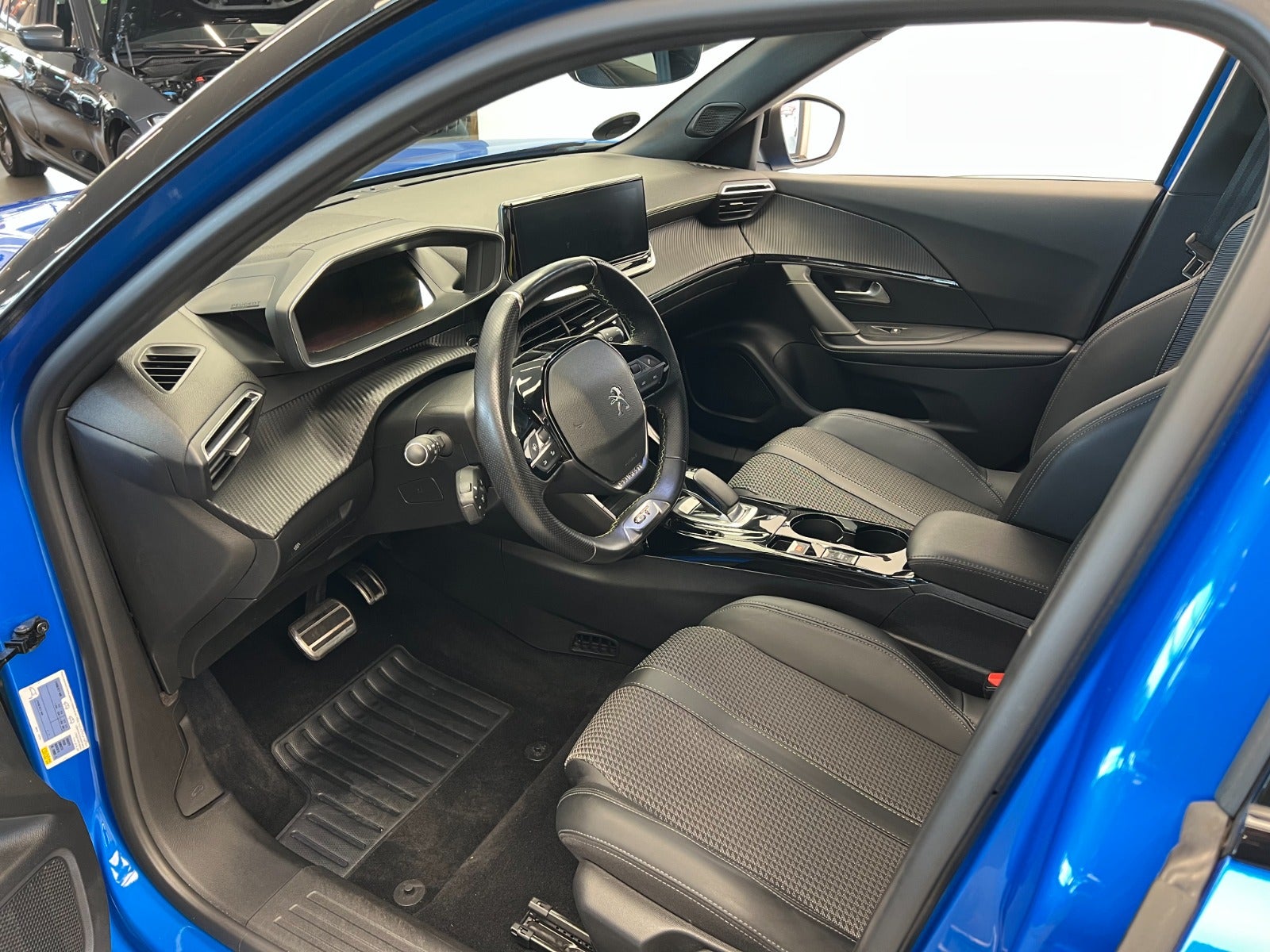 Billede af Peugeot e-2008 50 GT