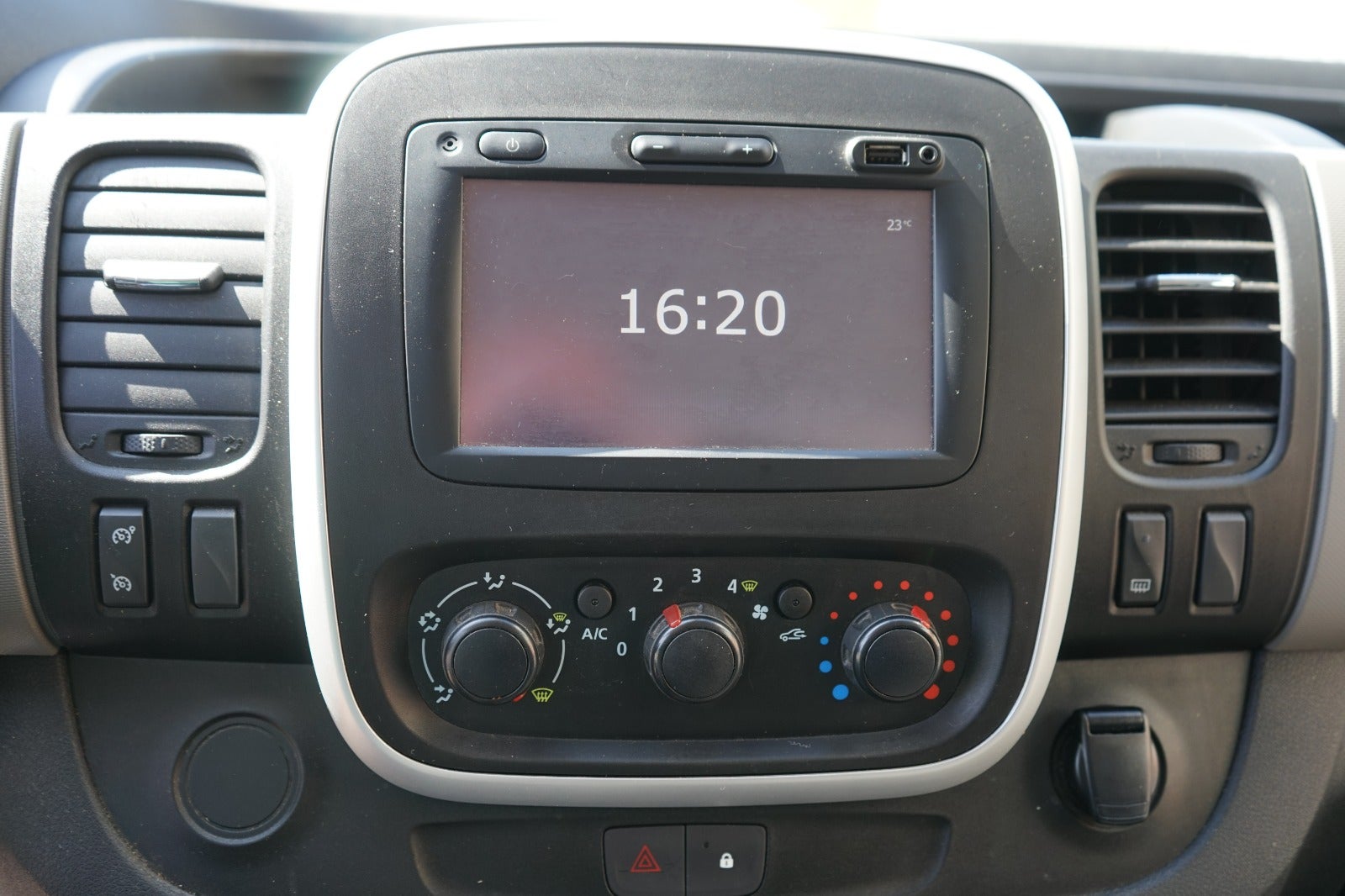 Billede af Renault Trafic T29 1,6 dCi 120 L2H1