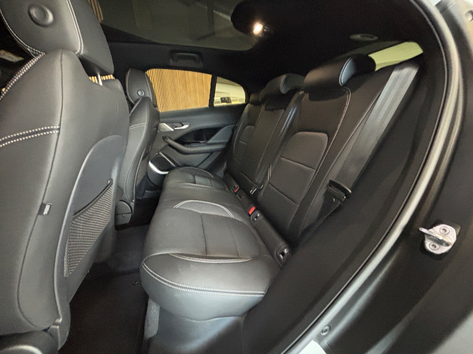 Billede af Jaguar I-Pace  EV400 HSE AWD