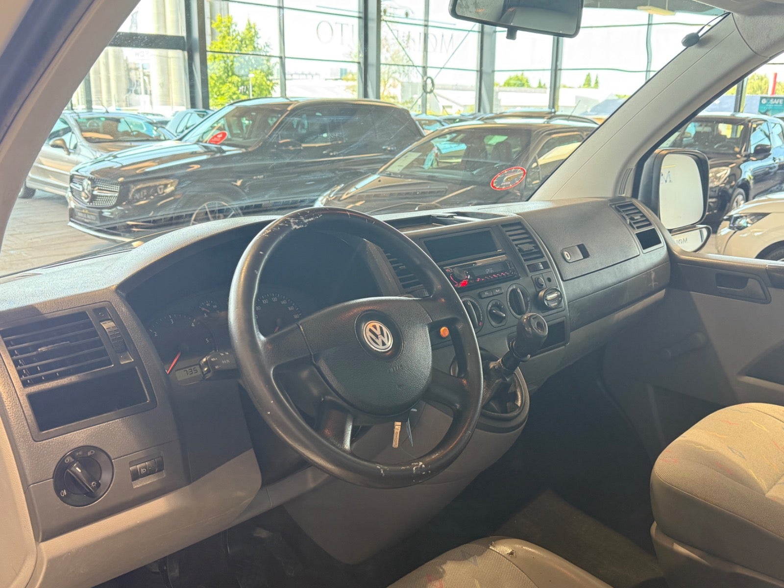 Billede af VW Transporter 2,5 TDi 130 Kassevogn lang