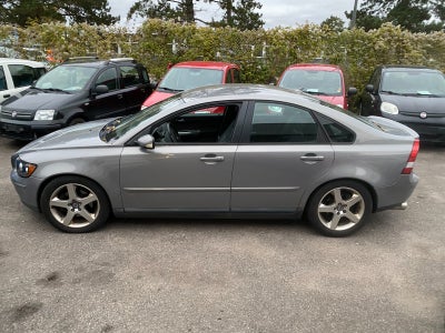 Volvo S40 2,5 T5 Momentum aut. 4d