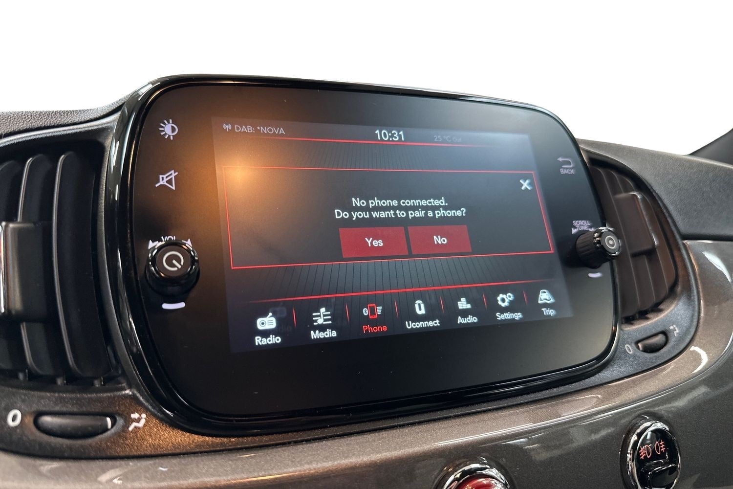 Billede af Fiat 500C 1,0 Hybrid Dolcevita