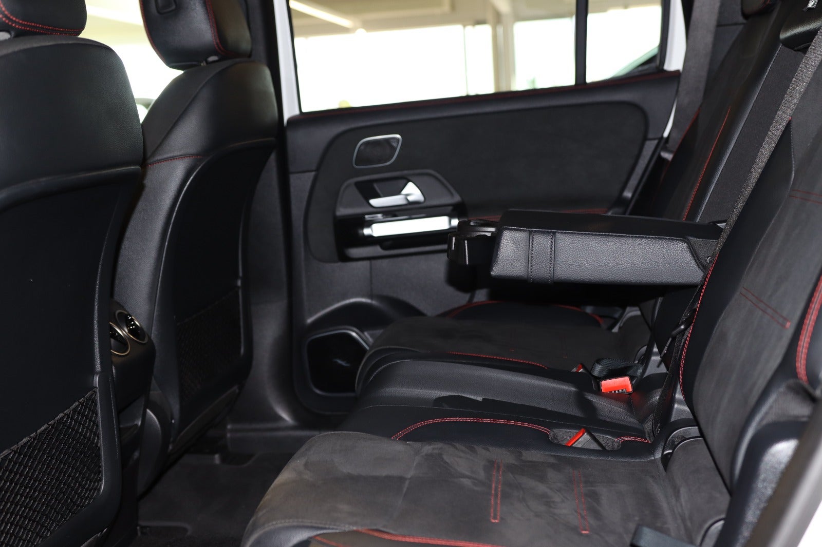 Billede af Mercedes EQB300  AMG Premium 4Matic