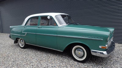 Opel Kaptajn 2,5  4d