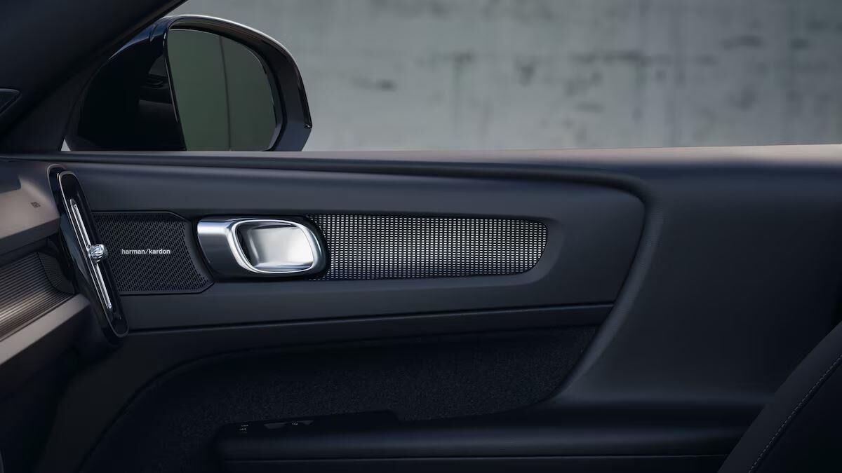 Volvo EX40 Extended Range Black Edition billede 5