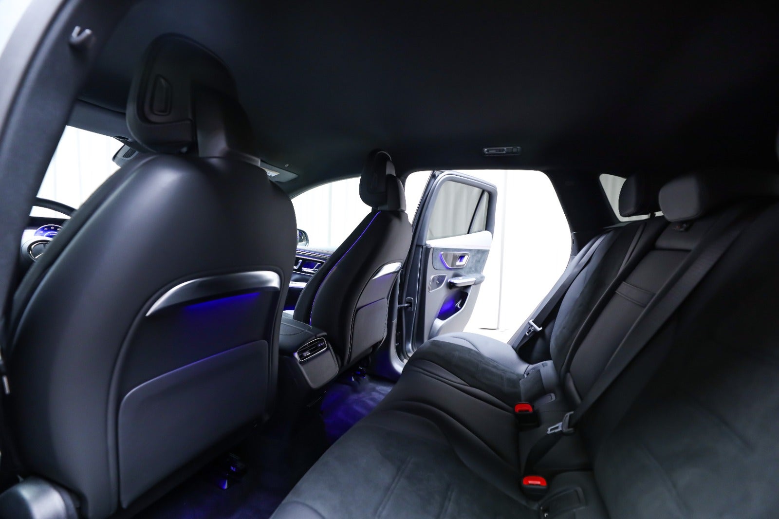 Mercedes-Benz EQE 350 SUV (5/8)