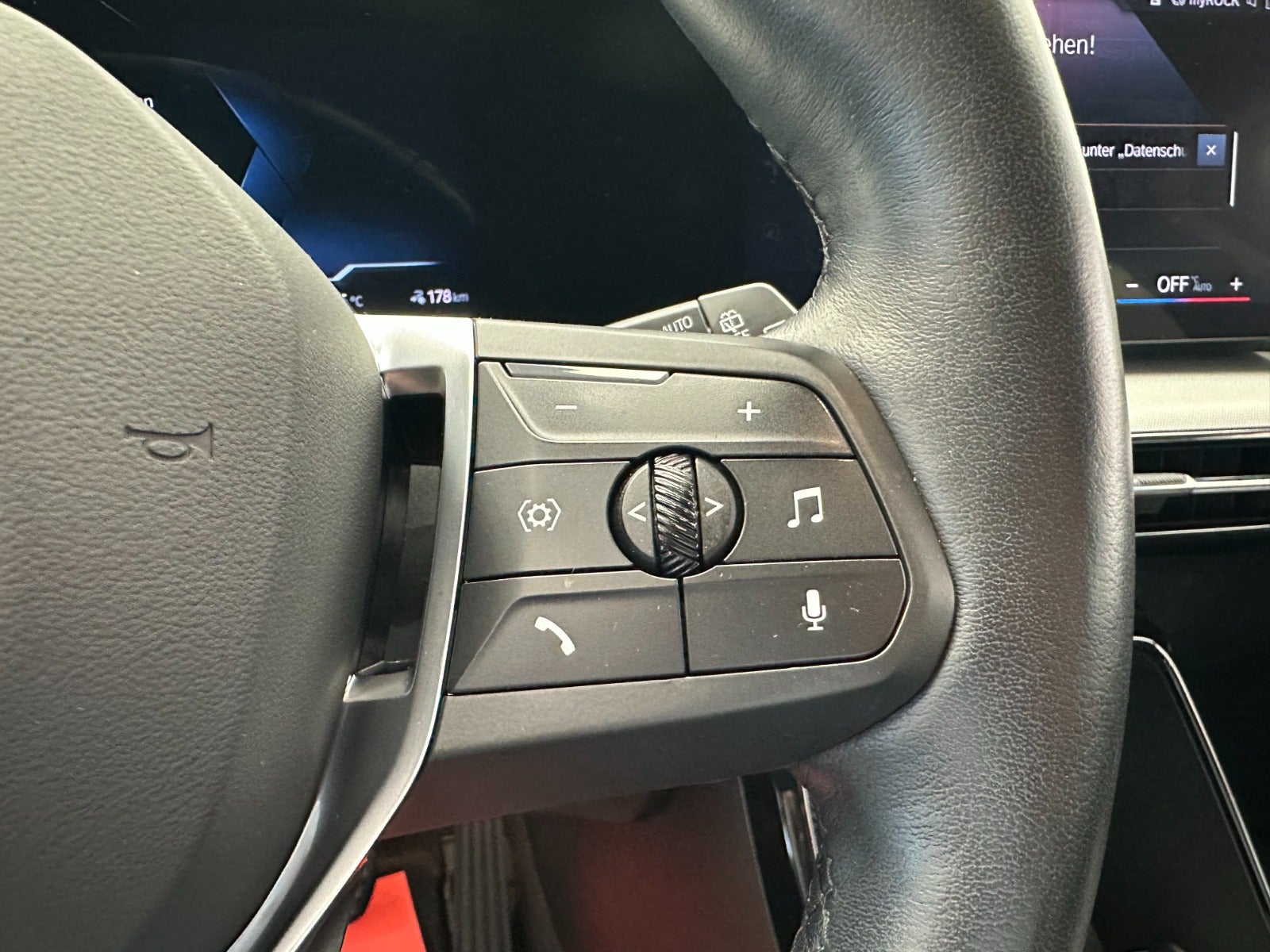 Billede af BMW iX1  xDrive30