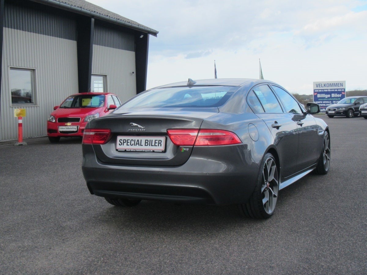 Billede af Jaguar XE 2,0 P240 R-Sport aut.