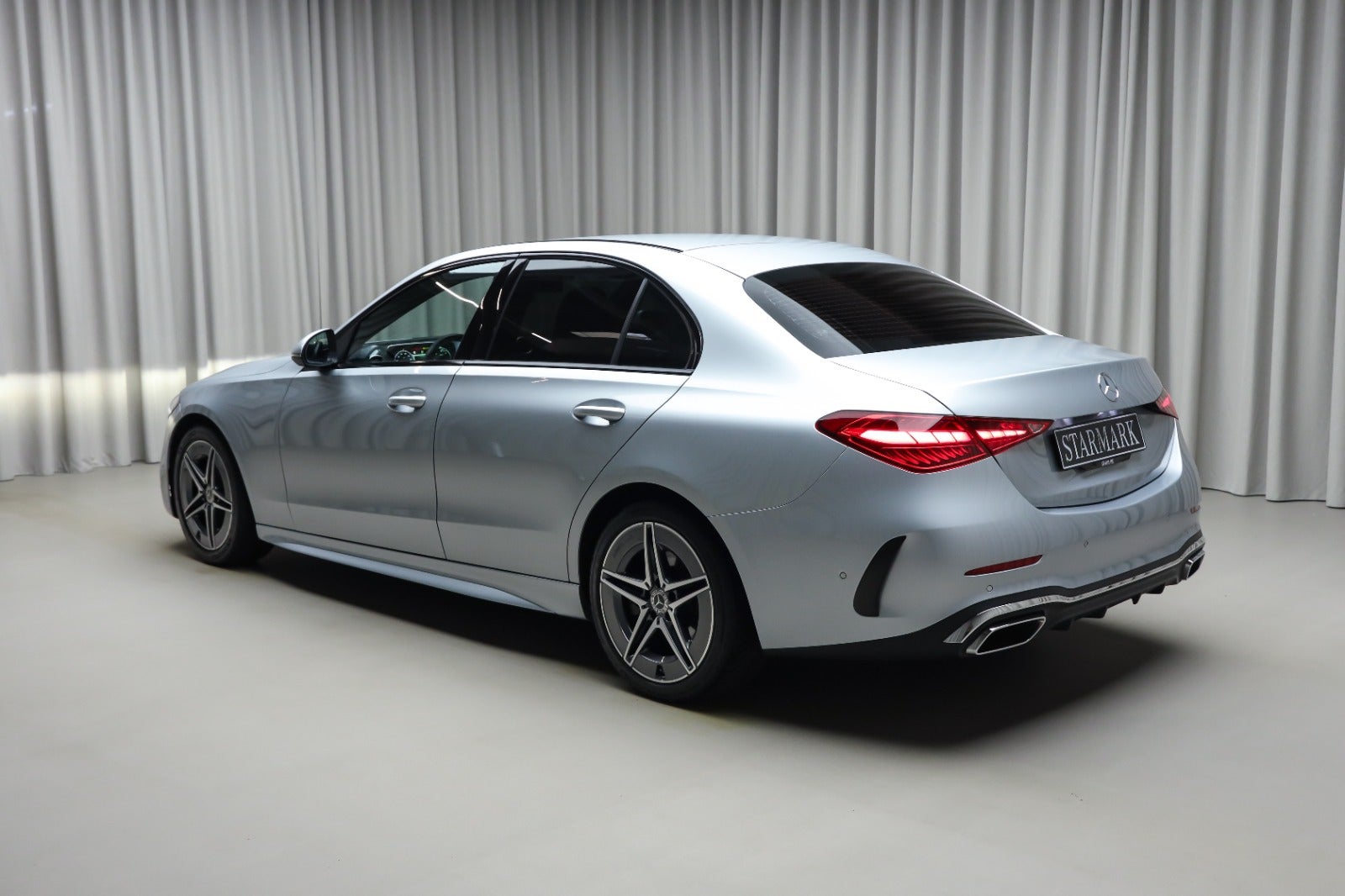 Mercedes-Benz C 220 d (3/8)
