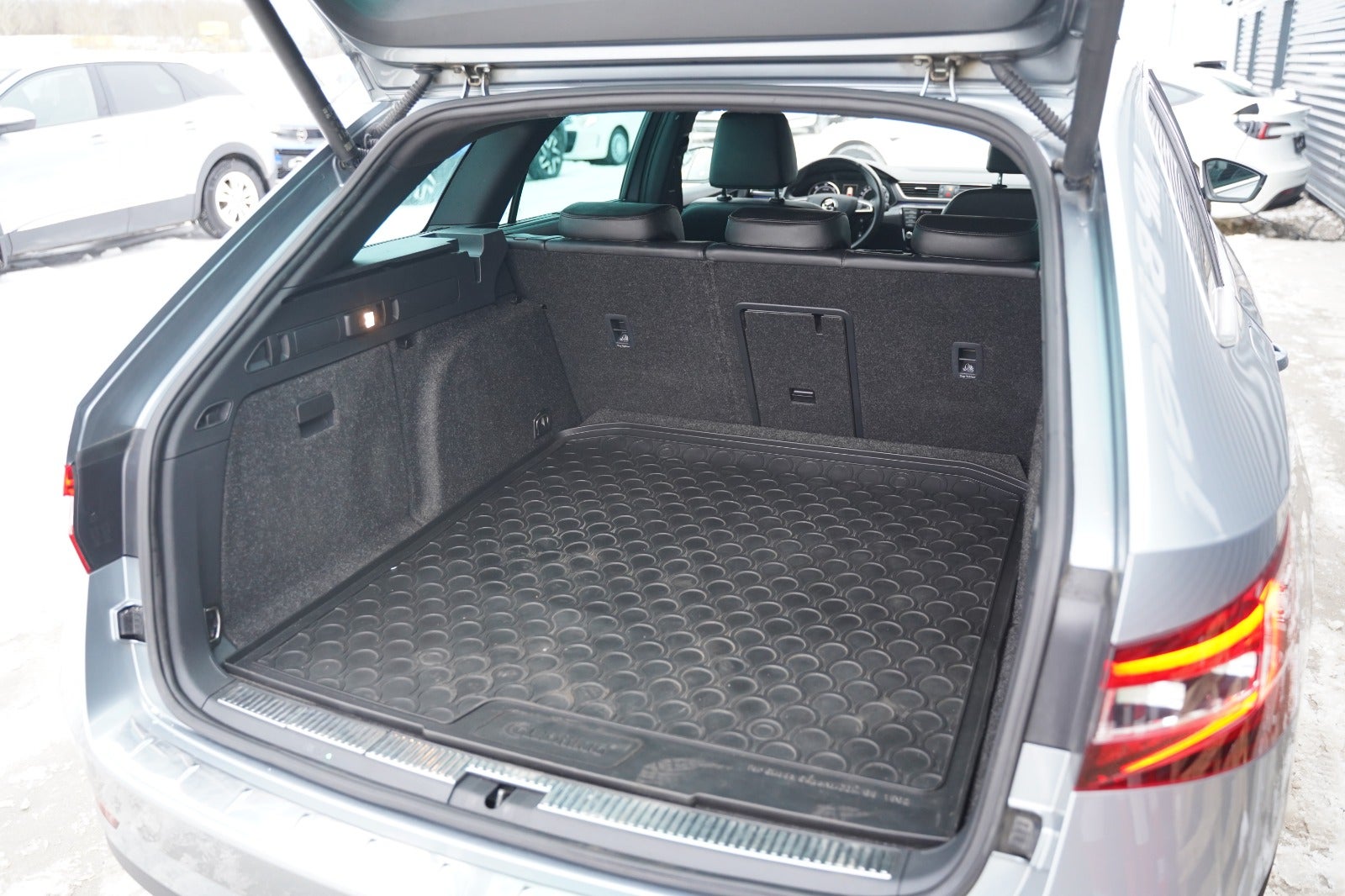 Billede af Skoda Superb 2,0 TDi 190 Style Combi DSG 4x4