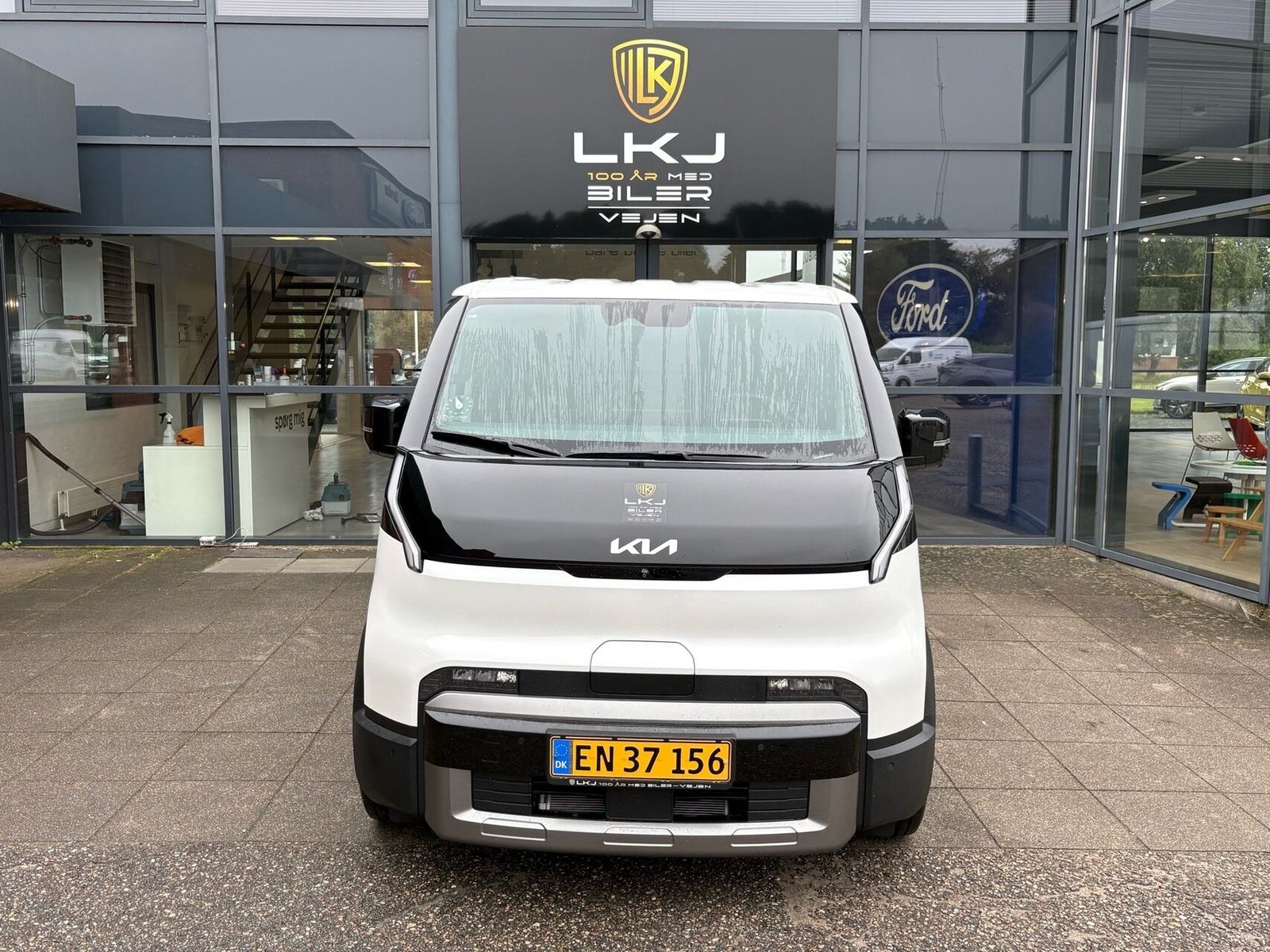 Kia PV5 Cargo L2H1 Long Range Work Pro