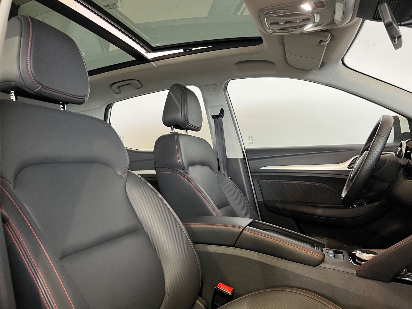 MG ZS Luxury