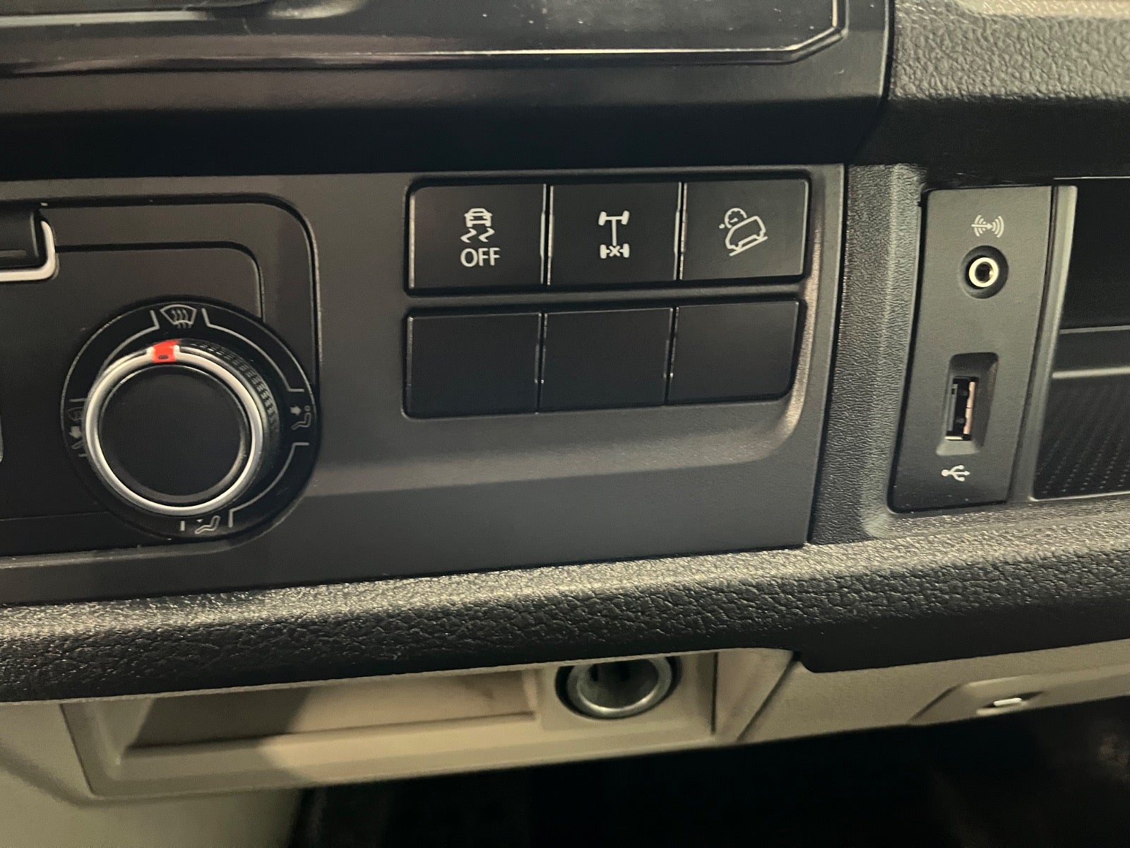 Billede af VW Transporter 2,0 TDi 150 Db.Kab m/lad 4Motion