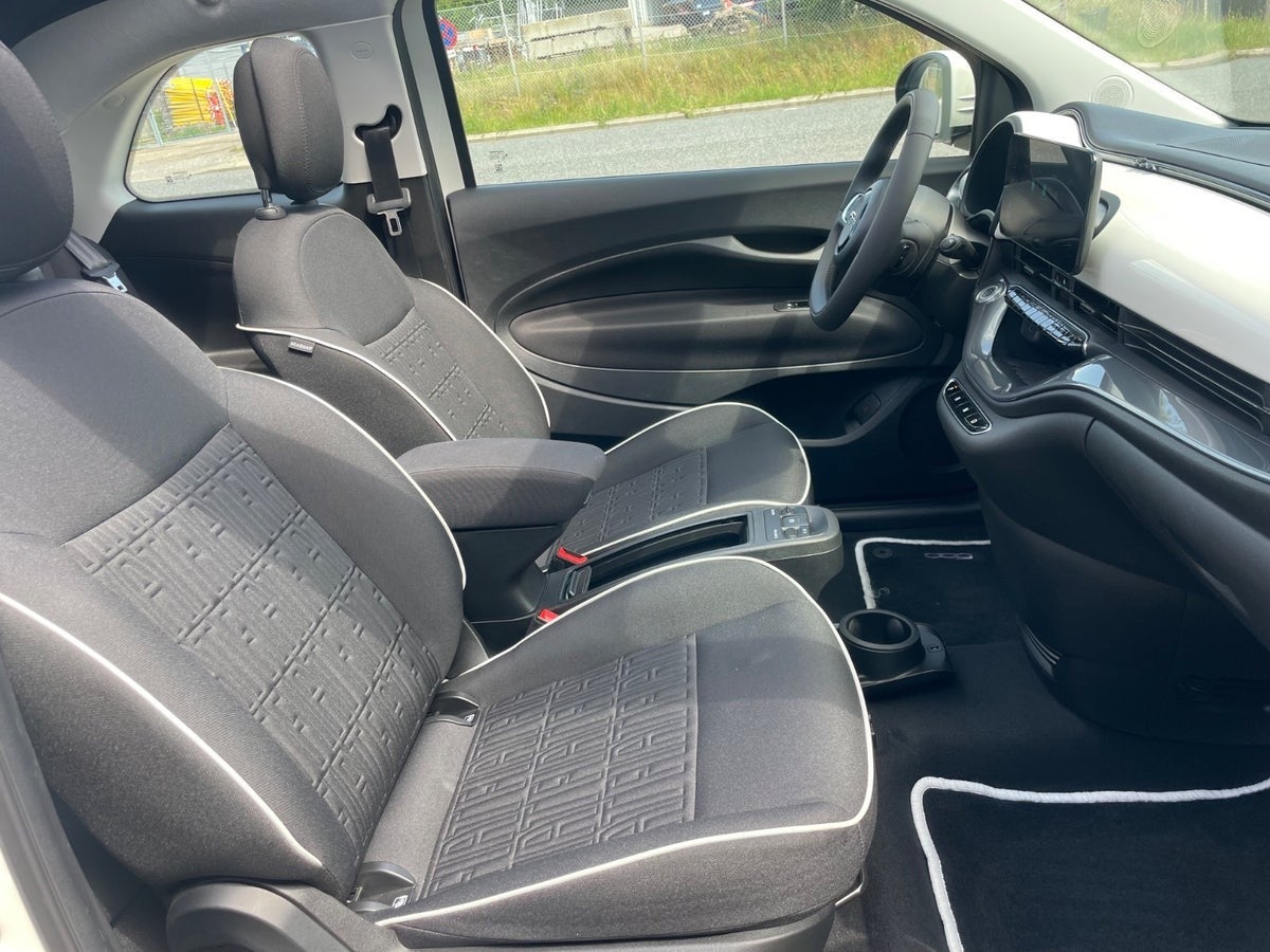 Billede af Fiat 500e 42 Icon Pack Cabrio