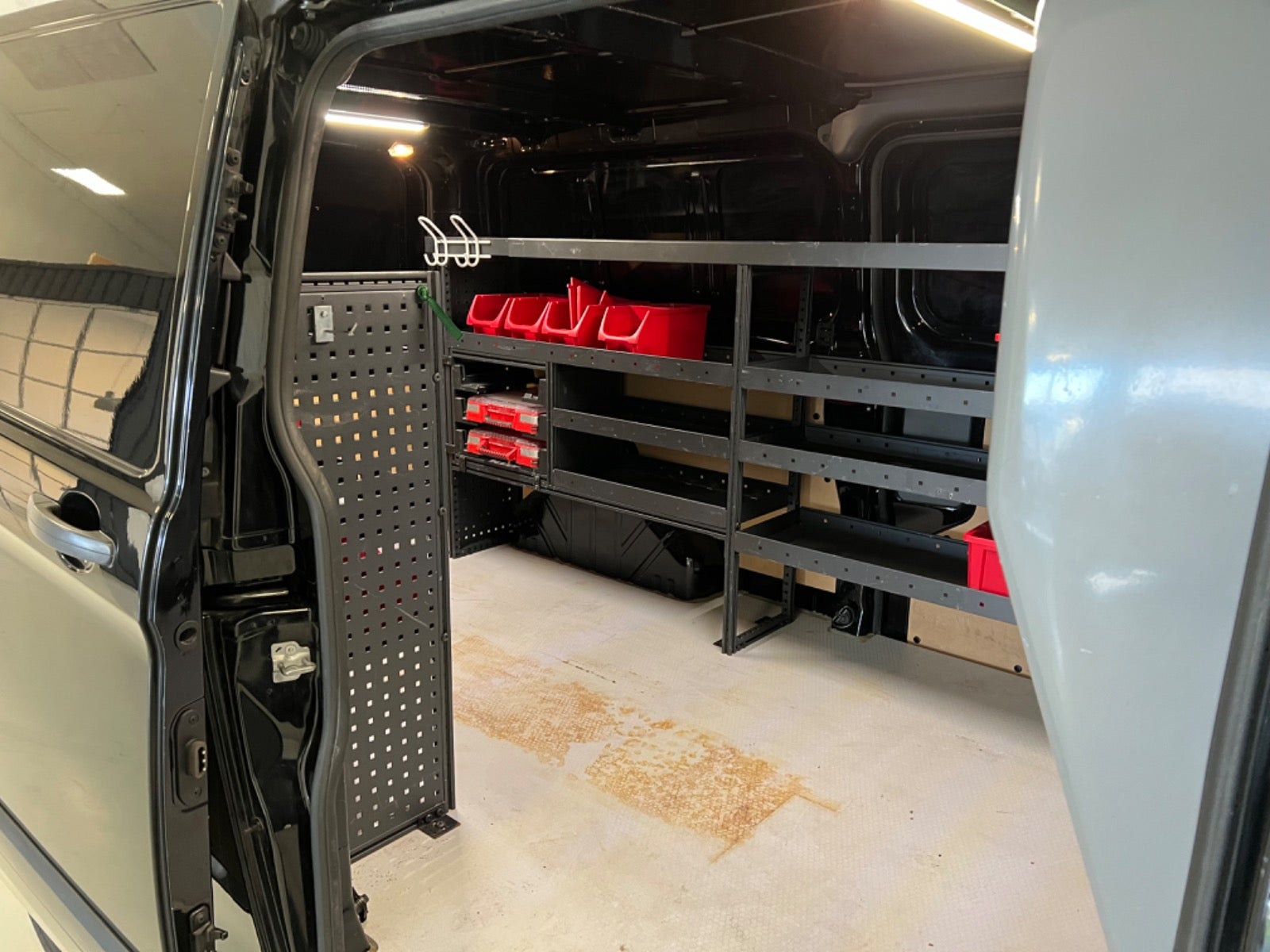 Billede af Ford Transit Custom 300L 2,0 TDCi 130 Trend