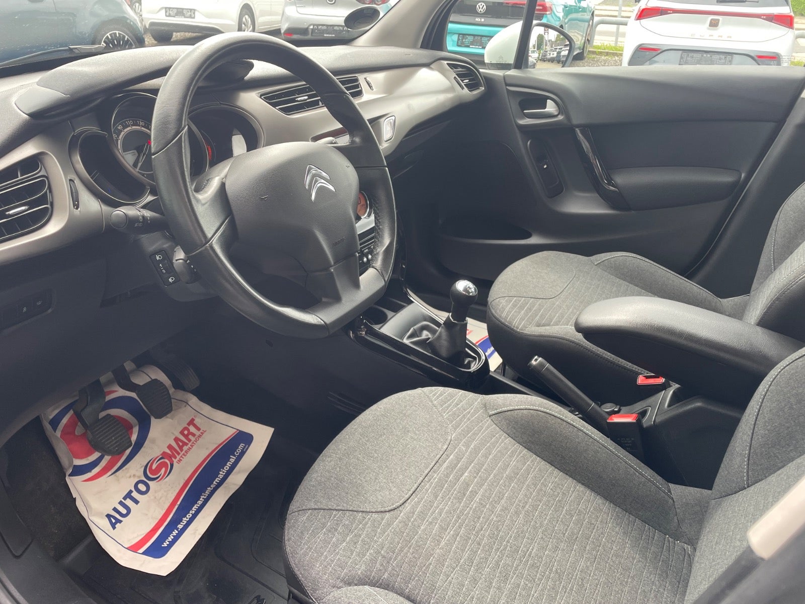 Billede af Citroën C3 1,6 BlueHDi 100 Feel Complet