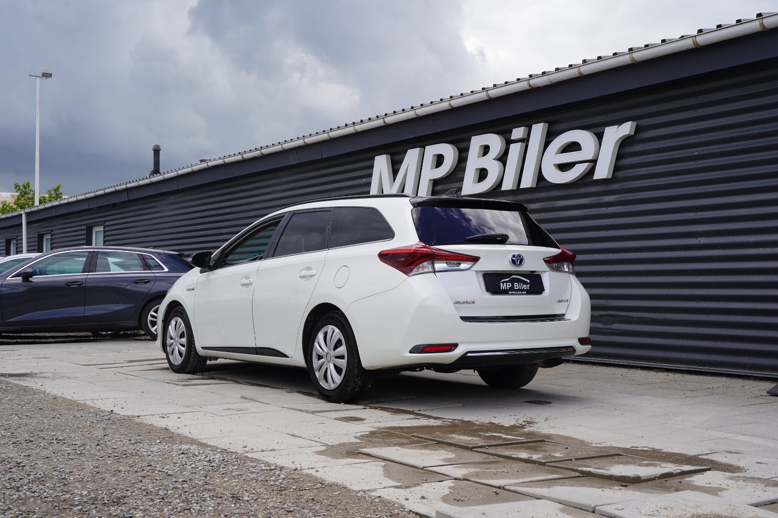 Billede af Toyota Auris 1,8 Hybrid H2 Comfort Touring Sports CVT