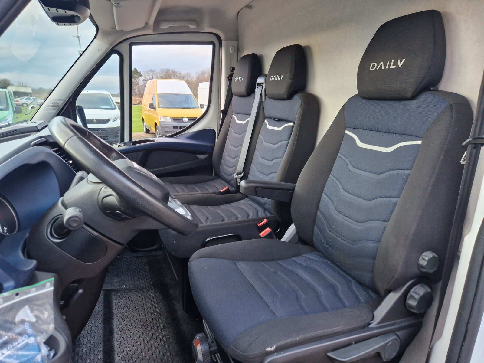 Billede af Iveco Daily 2,3 35S16 16m³ Van AG8