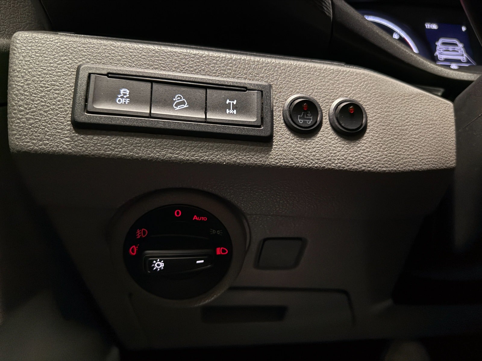 VW Transporter TDi 199 Kassevogn DSG 4Motion lang