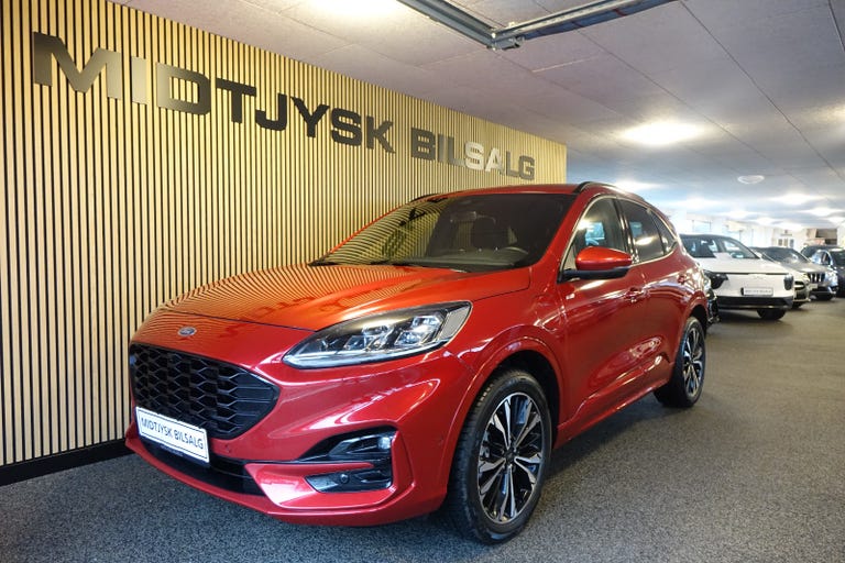 Ford Kuga PHEV ST-Line X CVT