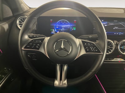 Mercedes EQA250+ Progressive Van