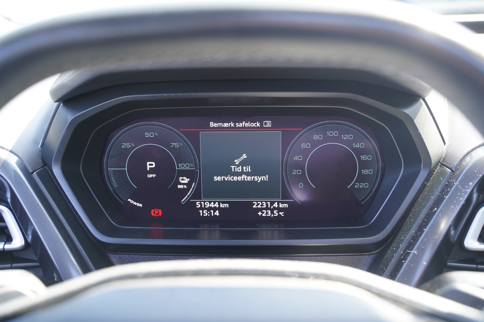 Billede af Audi Q4 e-tron 40 Attitude S-line