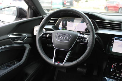 Audi e-tron S-line quattro