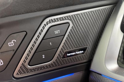 BMW iX1 xDrive30 Fully Charged