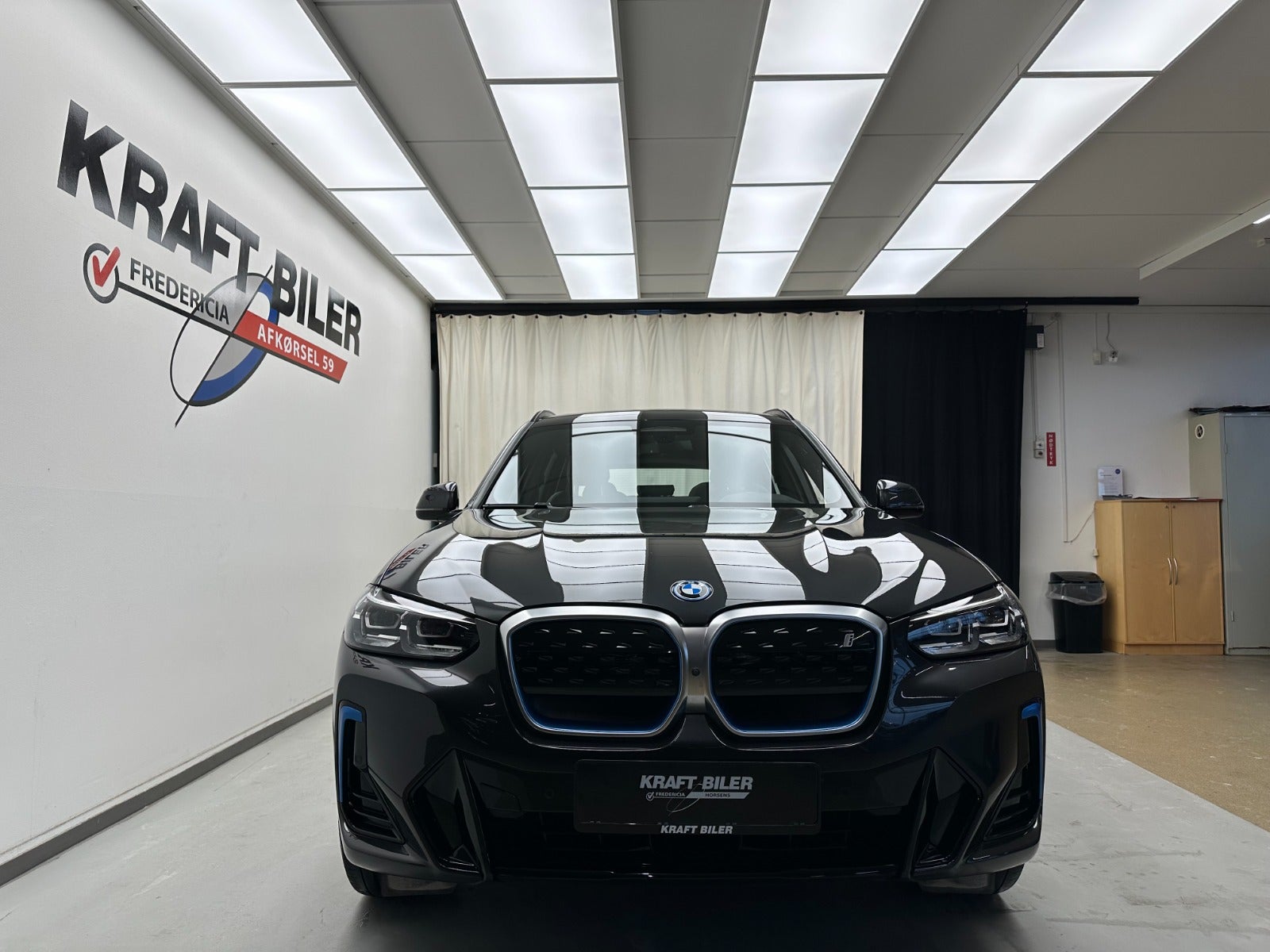 Billede af BMW iX3  Charged M-Sport
