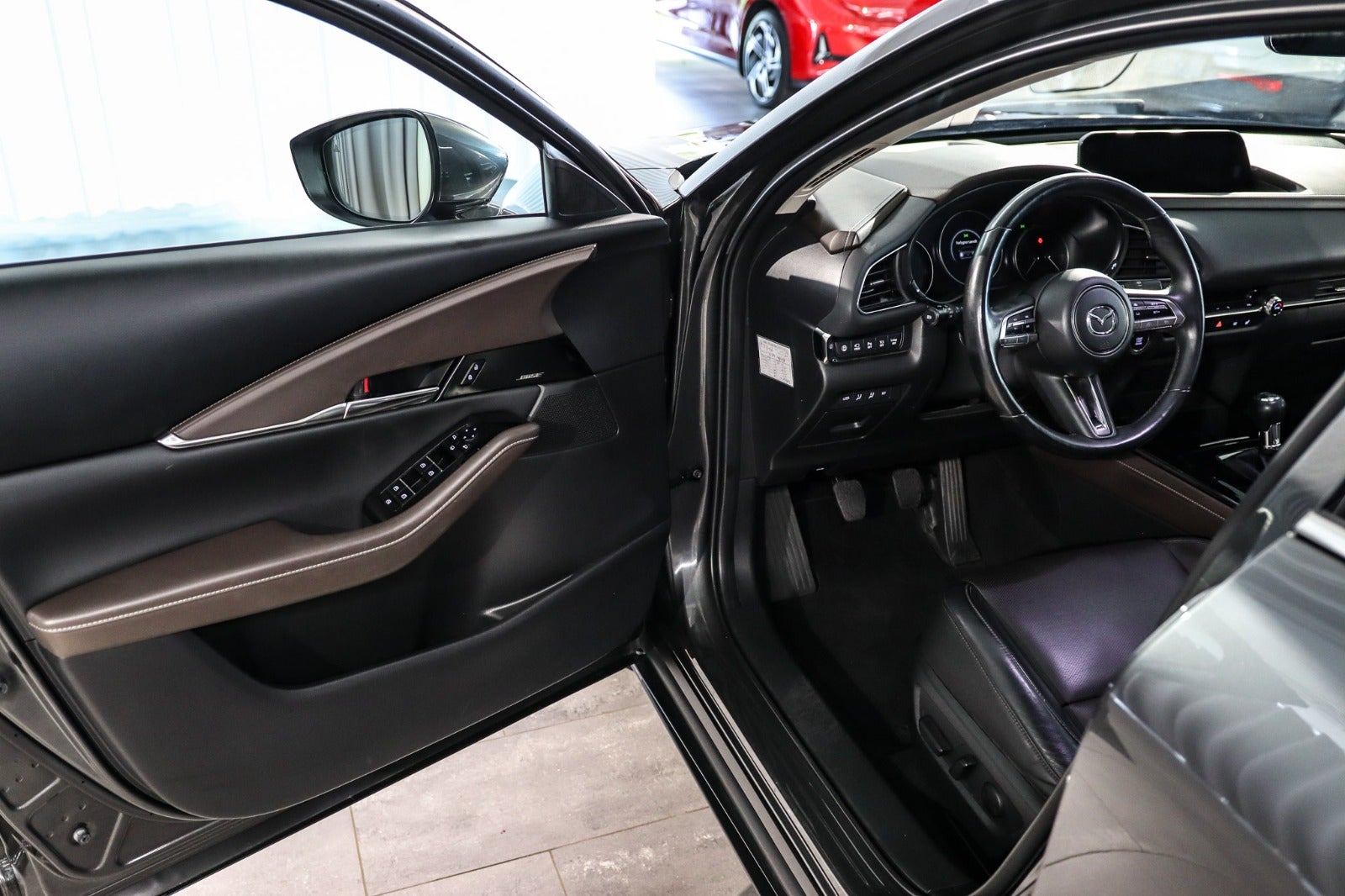 Billede af Mazda CX-30 2,0 SkyActiv-X 180 Cosmo