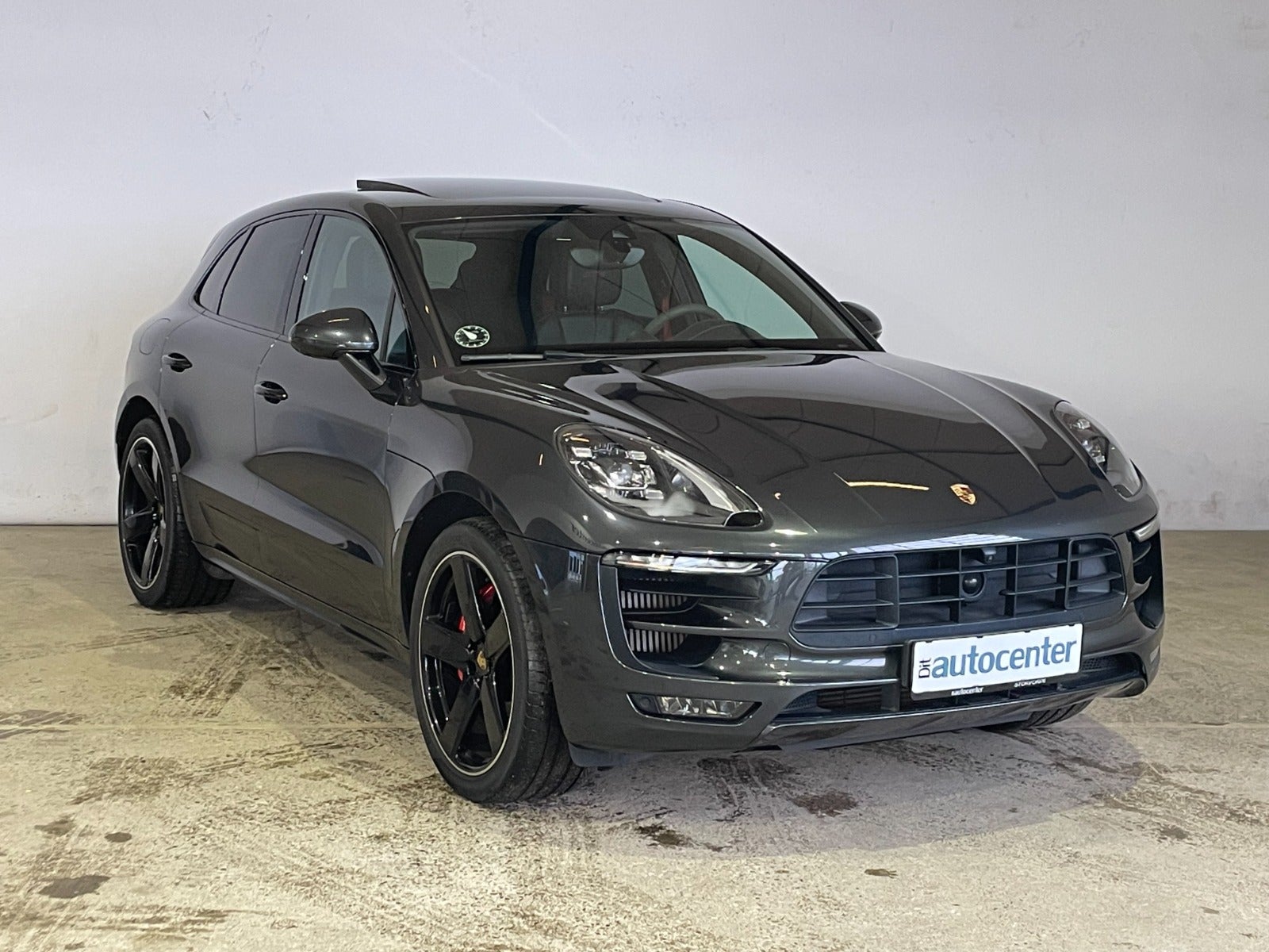 Porsche Macan GTS PDK Van