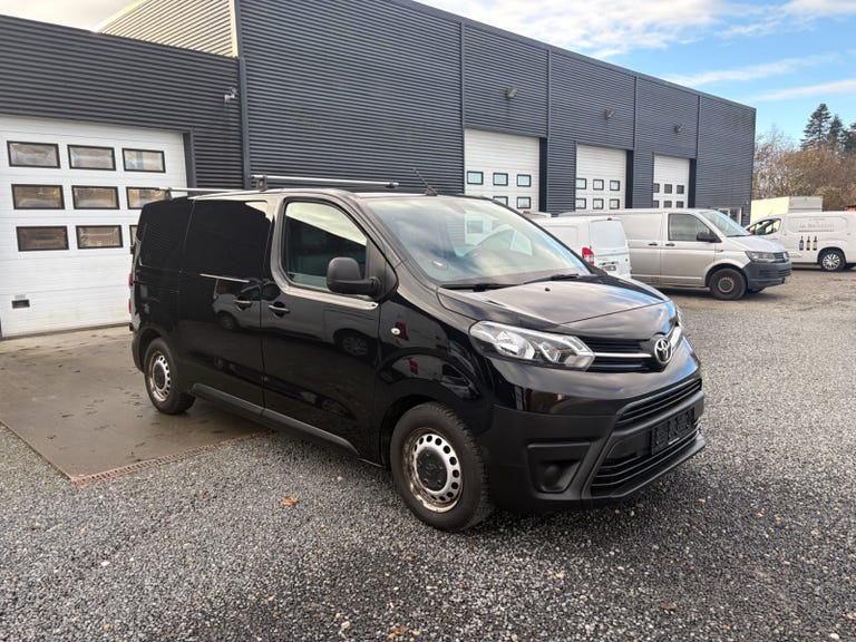 Toyota ProAce D 115 Medium Comfort