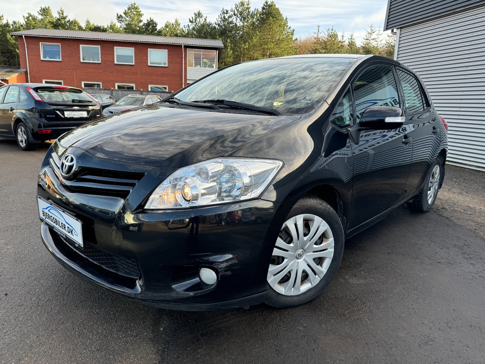 Toyota Auris 2011