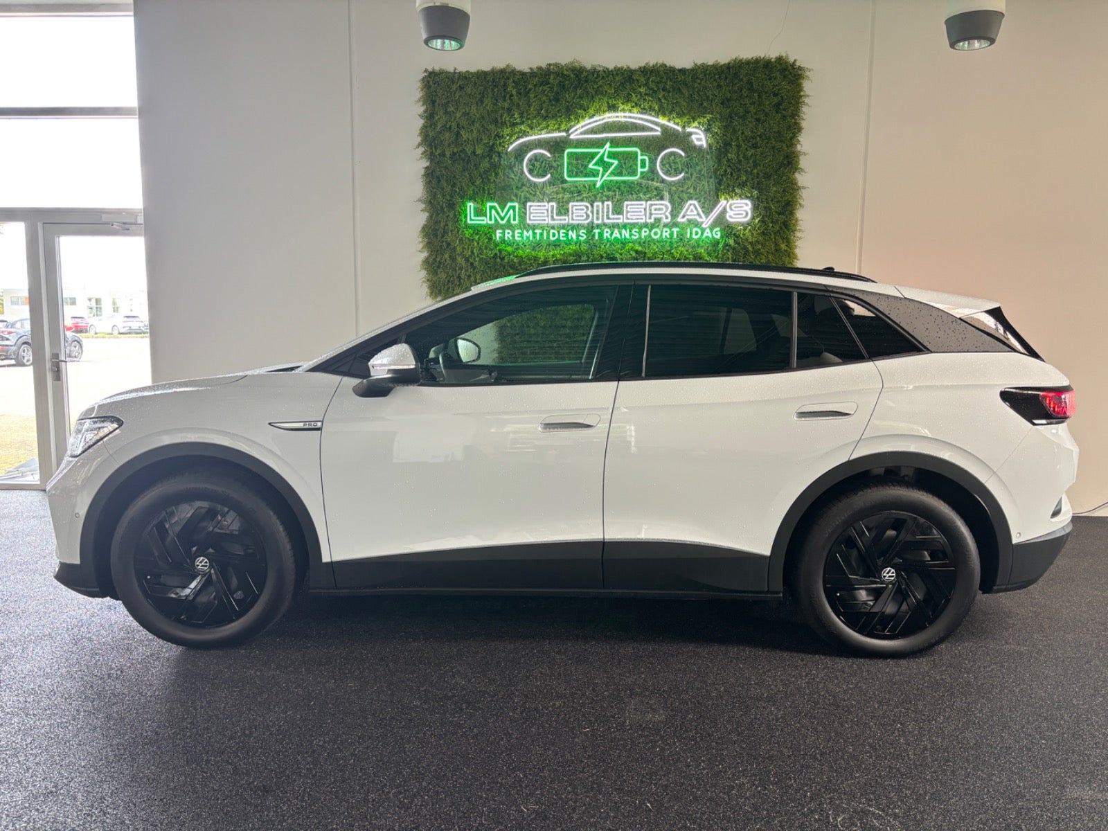 VW ID.4 Pro Performance