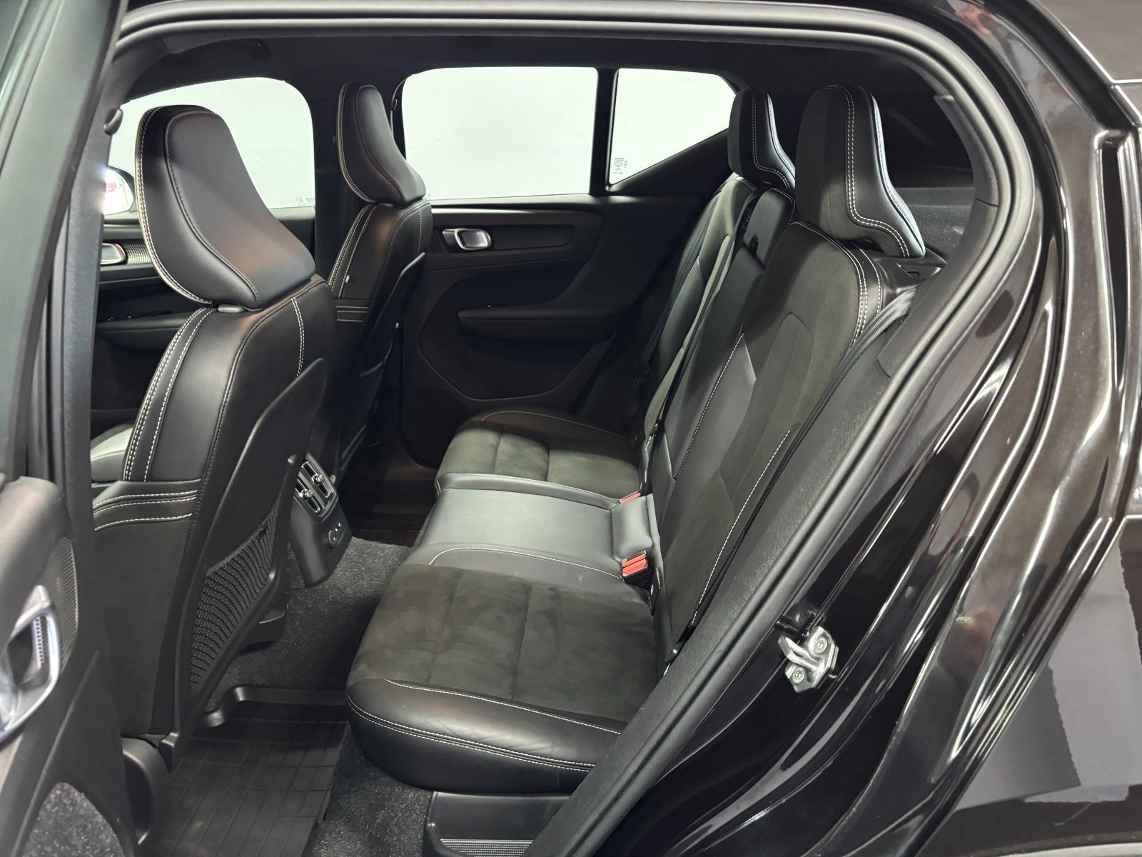 Billede af Volvo XC40 1,5 T5 ReCharge R-Design aut.