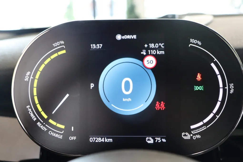 MINI Cooper SE Camden Edition