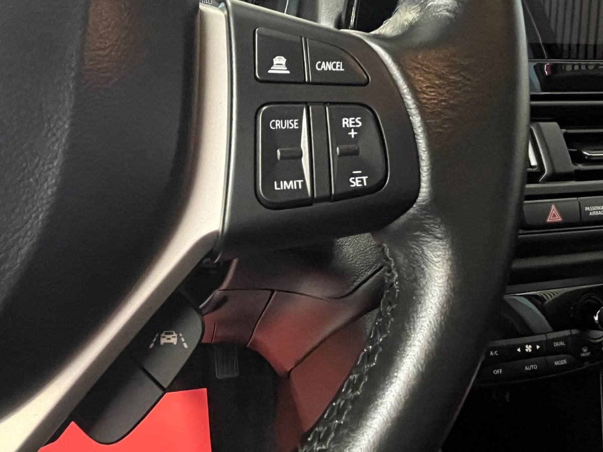 Suzuki S-Cross mHybrid Active