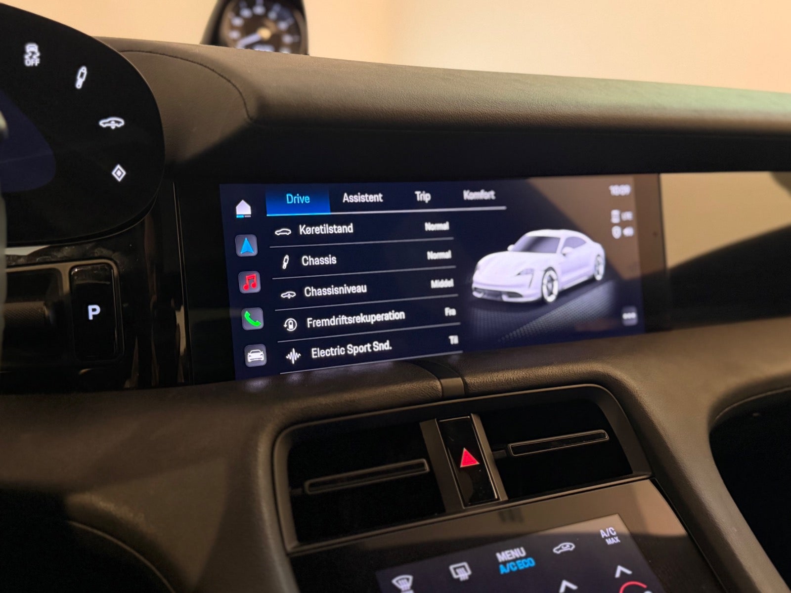 Porsche – Taycan 4S