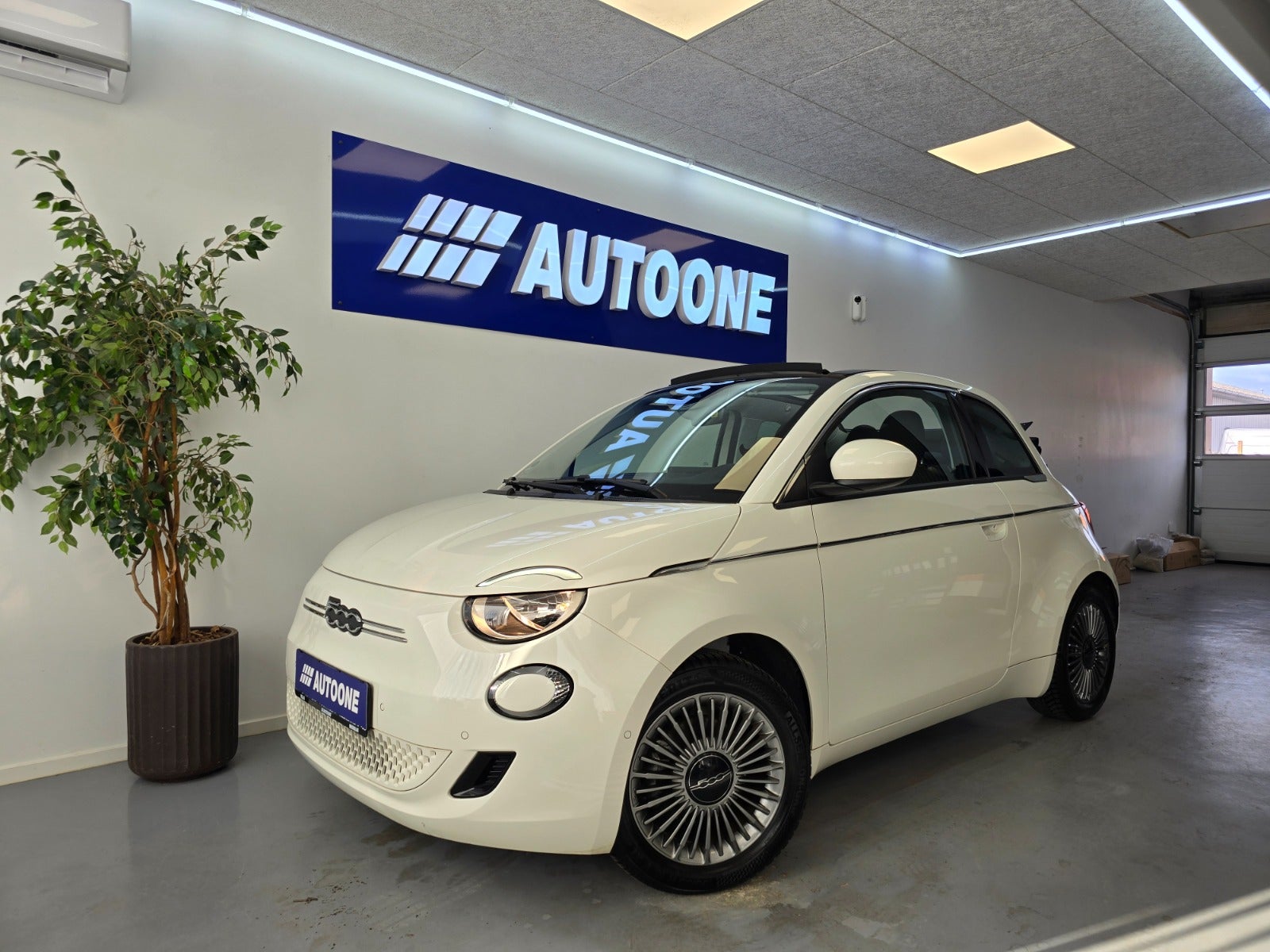 Billede af Fiat 500e 42 Icon Cabrio