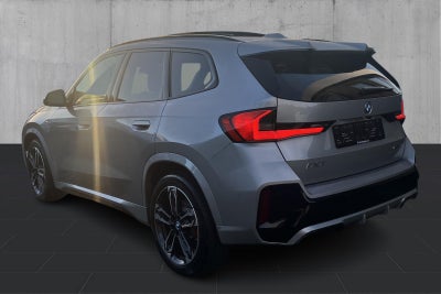 BMW iX1 eDrive20 M-Sport Pro - 2