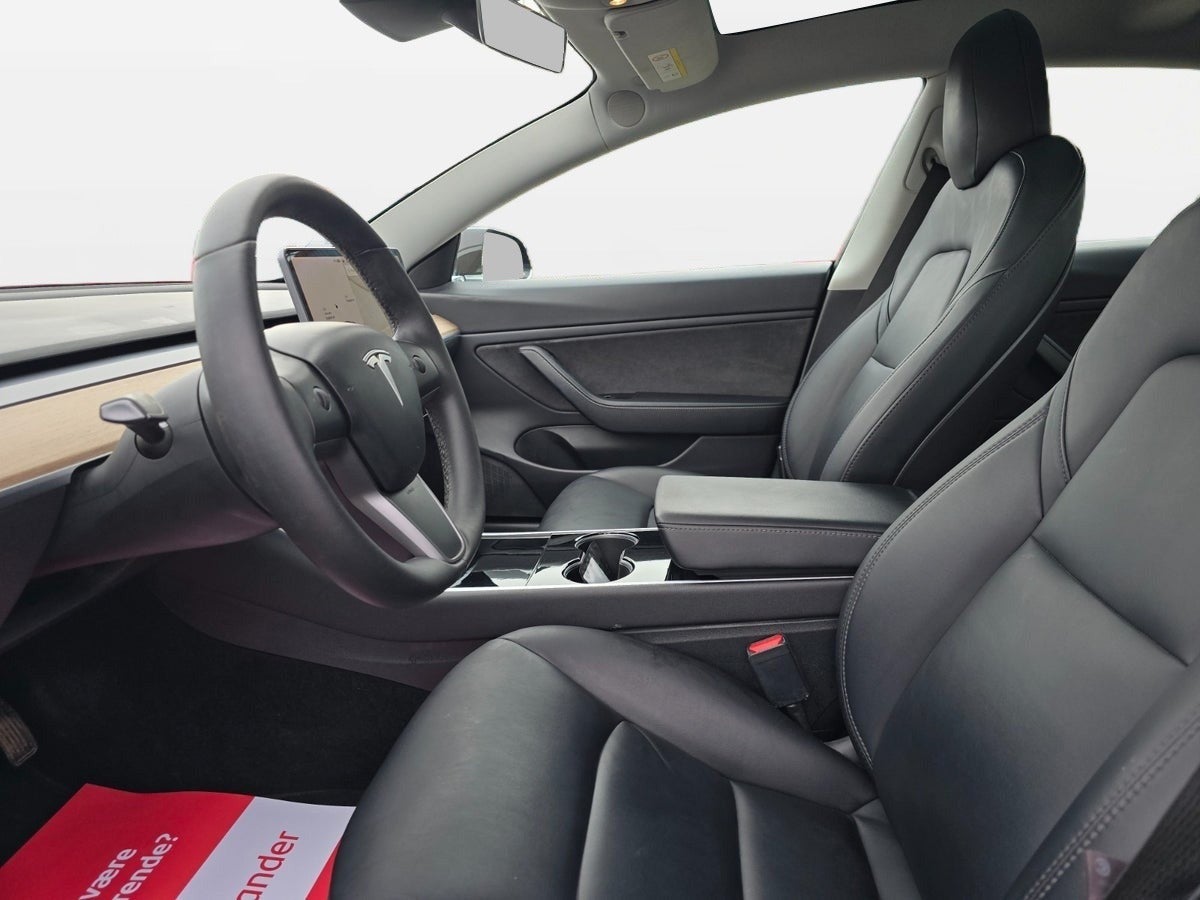 Billede af Tesla Model 3  Standard Range+ RWD