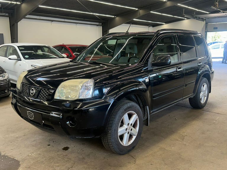 Nissan X-Trail Comfort Van