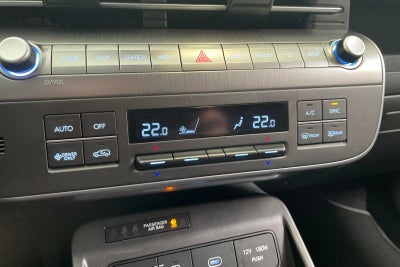 Hyundai Kona EV Essential
