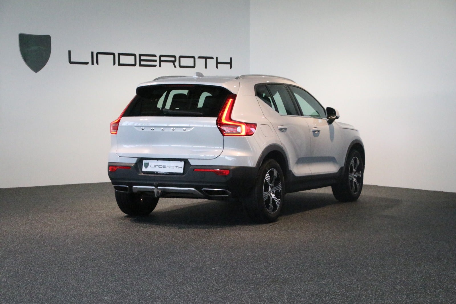 Volvo XC40 2,0 T4 190 Inscription aut. 5d - 2