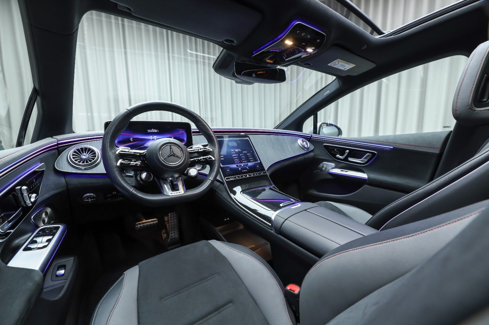 Mercedes-AMG EQE 43 (4/8)
