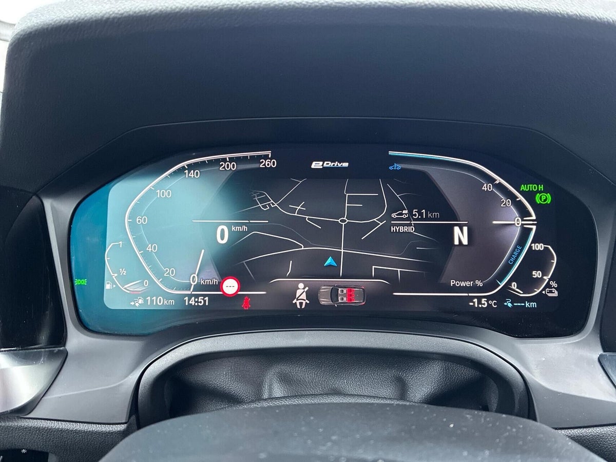 BMW 330e Touring M-Sport+ aut. billede 14