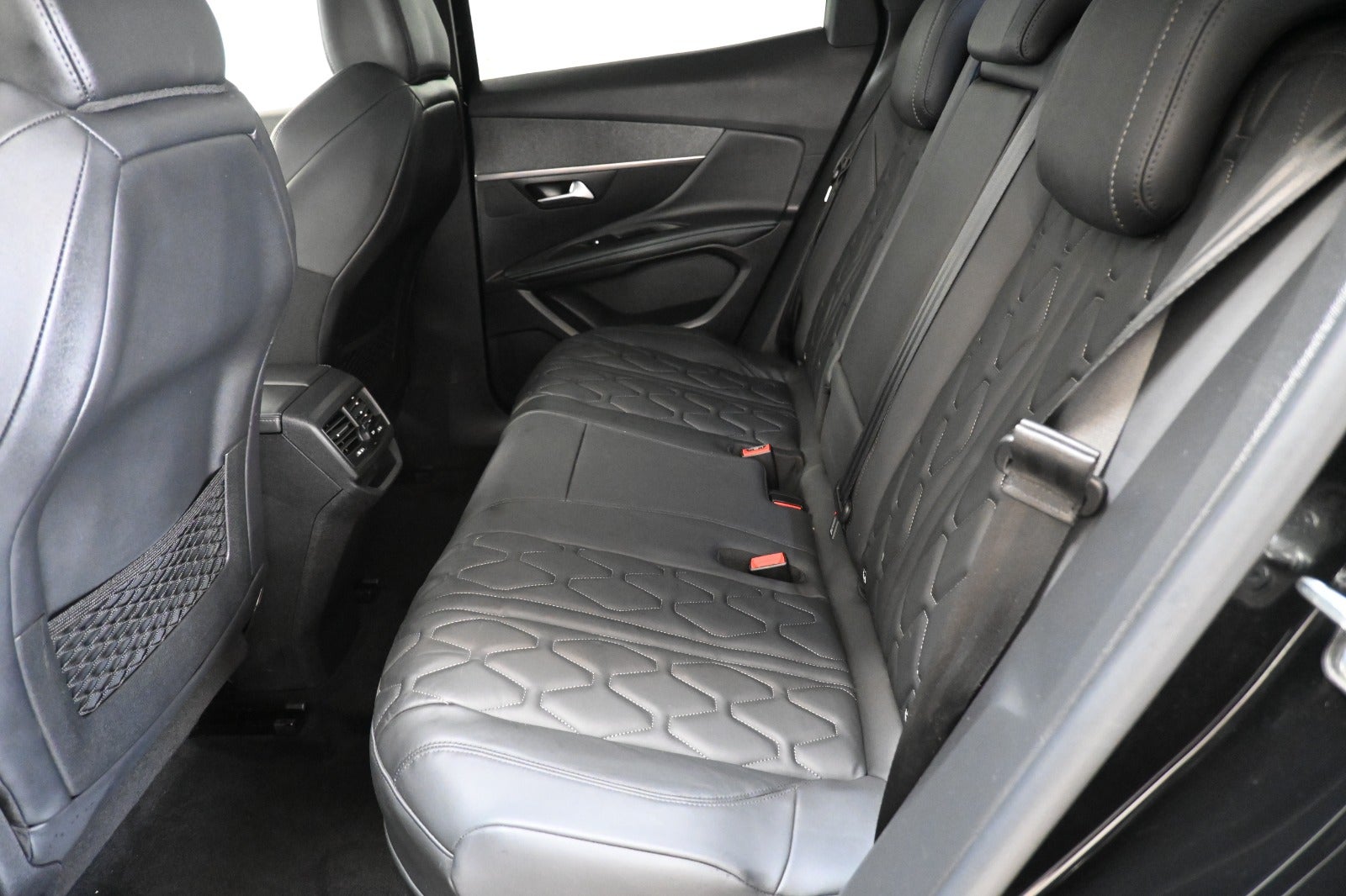Peugeot 3008 Hybrid Allure Sport LTD EAT8