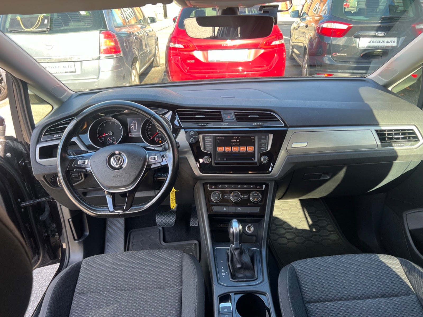 VW Touran 2017